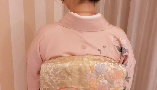 広島市中区紙屋町の美容室に優美なピンクの訪問着を着付けに(^o^)♪