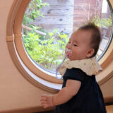 広島市東区温品の美和きもの教室で礼装着着付けを学ぶ赤ちゃんも一緒に